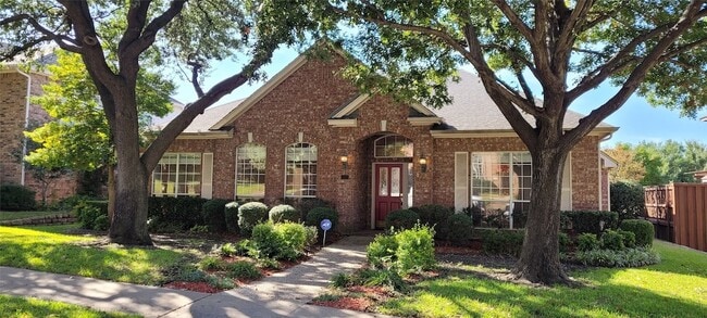 Building Photo - 6401 Dakota Dr