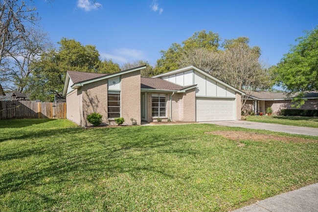 Photo - 5904 Misty Meadow St