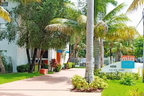 MIA Airport Villas