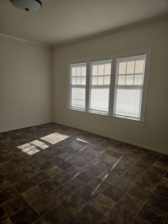 Photo - 1100 High St Unit 1100 High