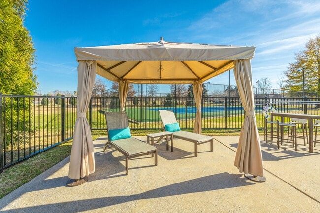 Photo - Hawthorne Park South