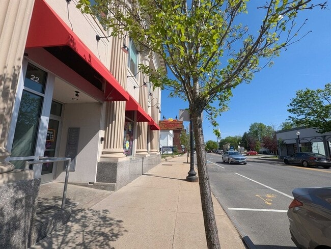 Building Photo - 22 S Main St Unit 205