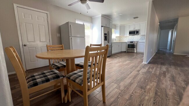 Photo - 3645 W Hadley St