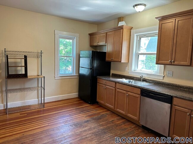 89 Winthrop St Unit 2