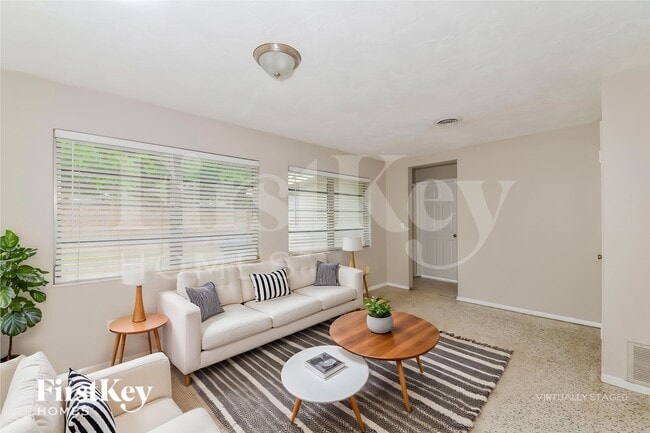 Photo - 4516 56th St W