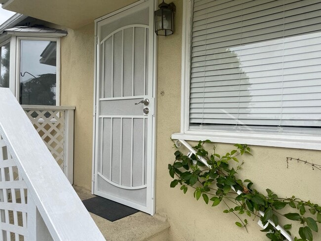 Photo - 3227 Bennett Dr Unit 3231 Bennett Dr