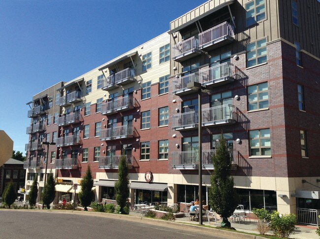 MMII - Lofts at 308 Ninth Apartments