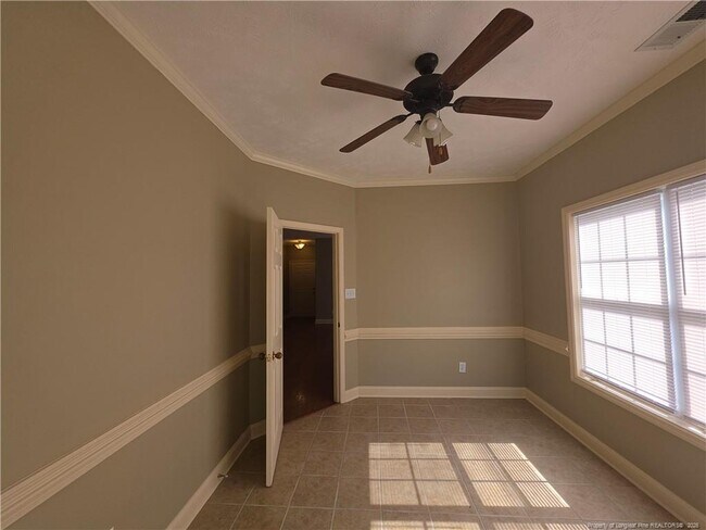 Photo - 5924 McDonald Rd