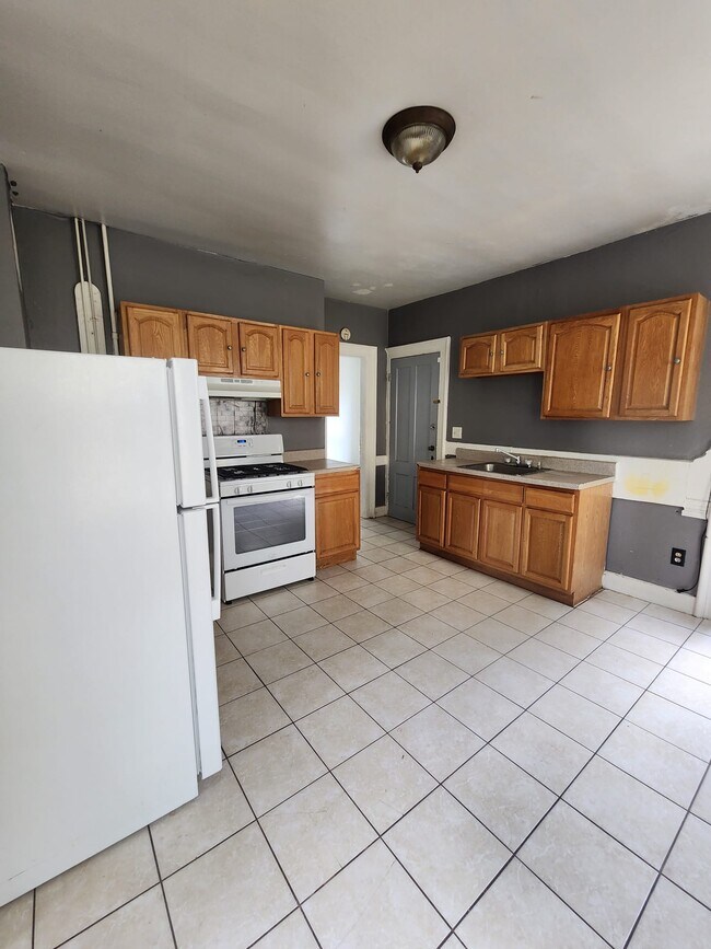 Photo - 79 Exchange St Unit 1