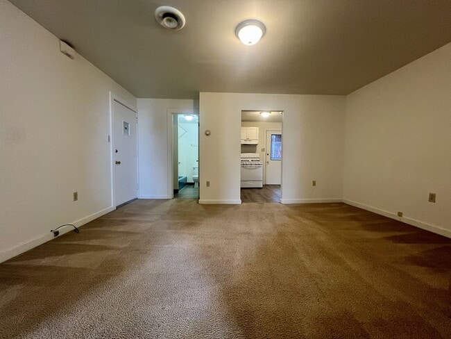 Photo - Fantastic Oakland 2Br! Great Location on t... Unit 3528#2