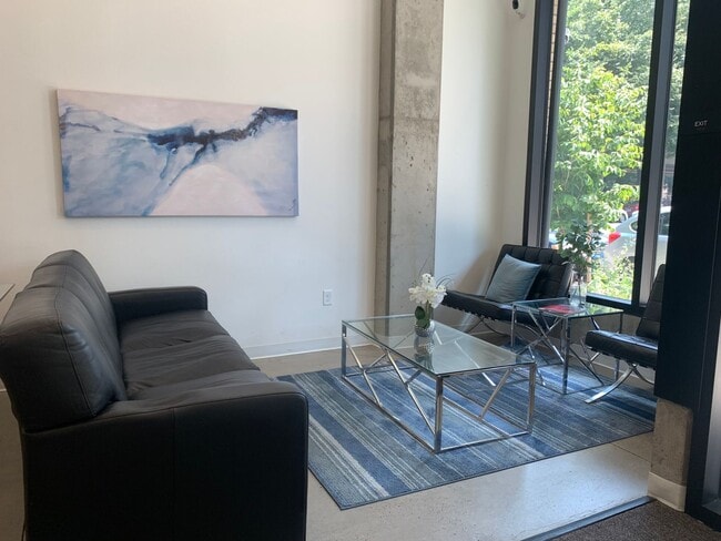 Photo - Koz on NW 16th