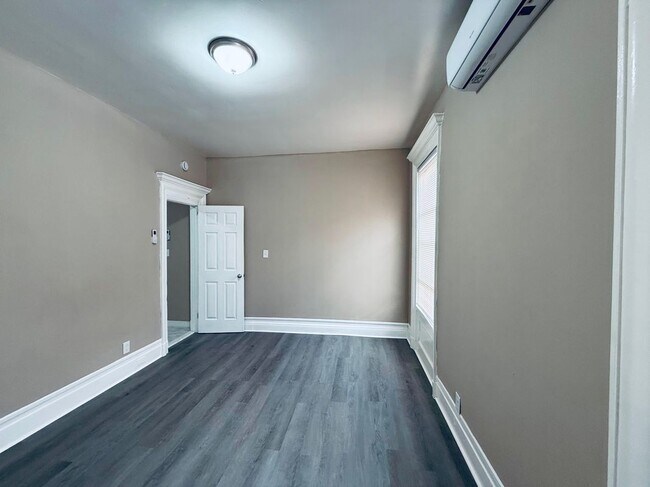 2832 Marion Ave Unit 1