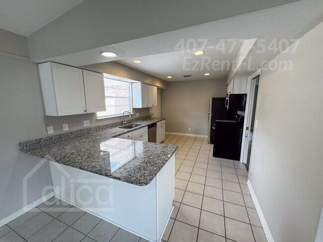 Photo - 2886 River Oak Dr