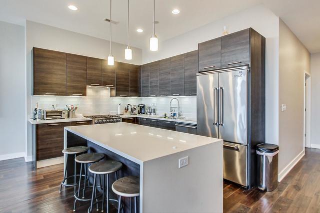 Photo - 1611 N Hermitage Ave Condo Unit 0403