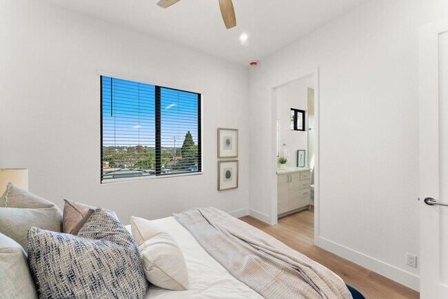 Photo - Brand New Construction! 1/2 Month FREE move in special!! Unit 6942- 201