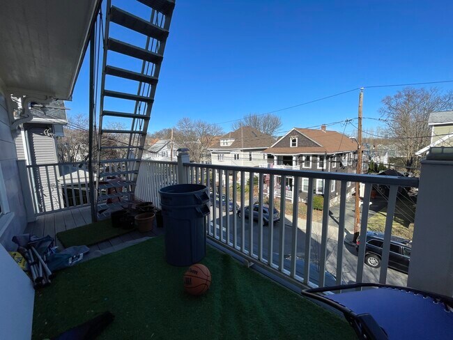 Photo - 56 Hobson St Unit 2
