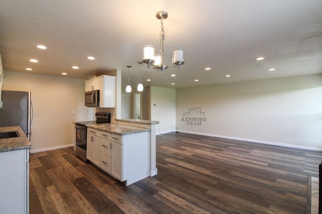 337 Greenbrook Pl