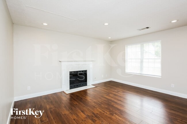 Photo - 7064 Saratoga Dr