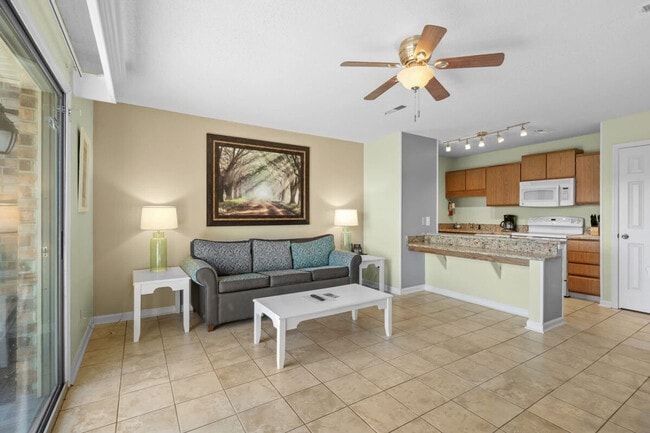 Photo - 203 Double Eagle Dr Unit SI ID1330792P