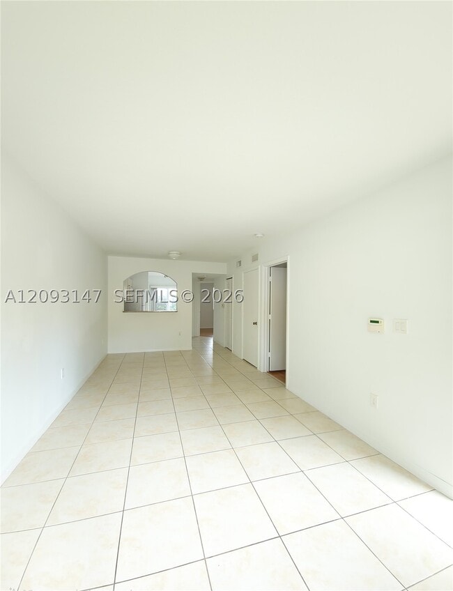 940 NE 33rd Terrace Unit 102