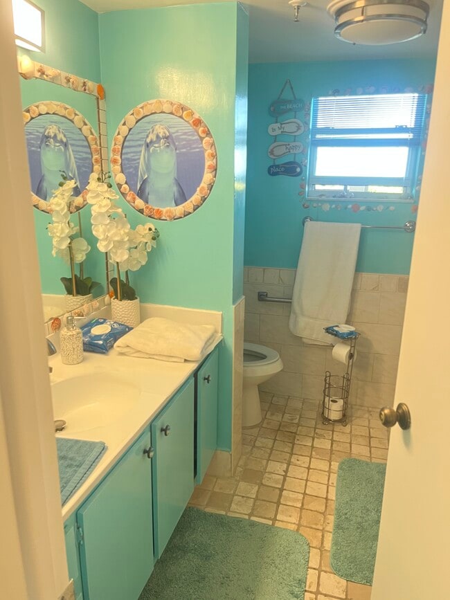 Photo - 3465 Via Poinciana Unit 405