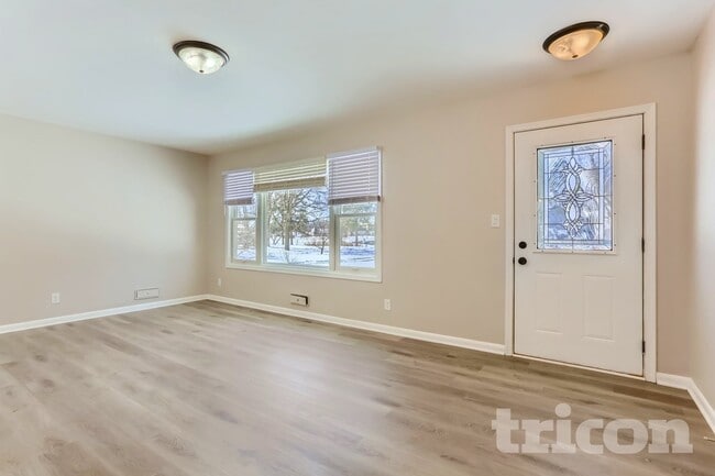 Photo - 7755 Eastwood Rd