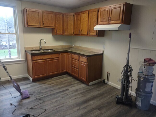 Photo - 1103 Old Mercer Rd