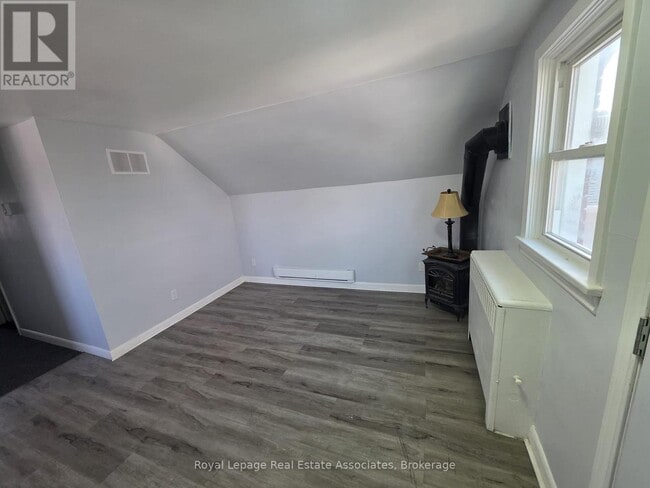 Photo - 5957 Barker St Unité 3