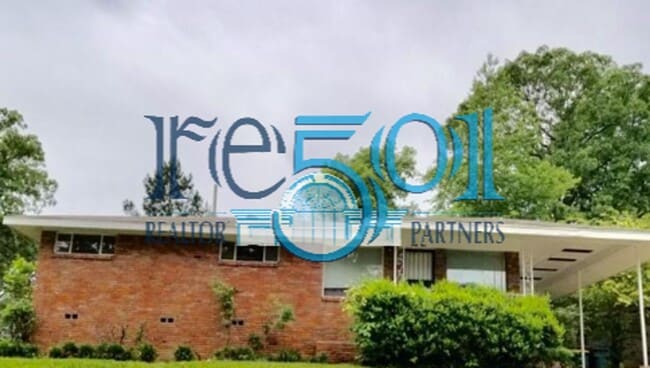 Building Photo - Lovely Home Near UALR