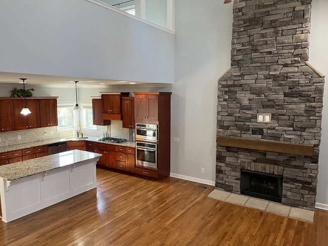 Photo - 6050 Sanmar Dr