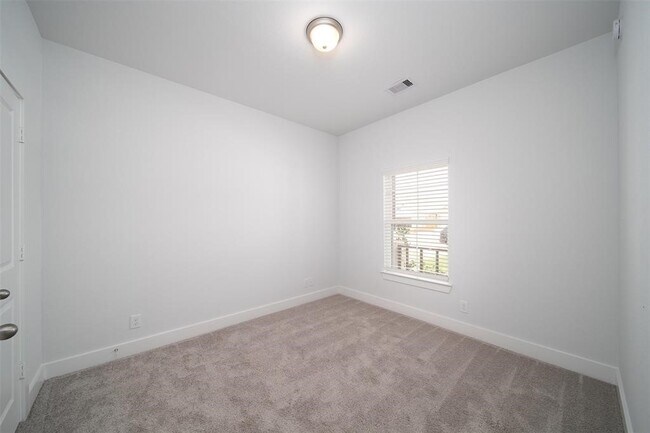 Photo - 217 Catalina Cove Dr
