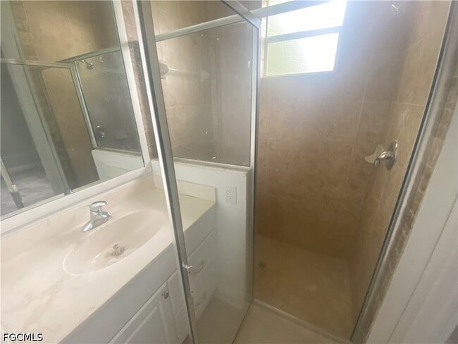 Photo - 13832 First St