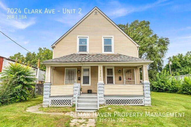 Building Photo - 7024 Clark Ave Unit 2 Rental