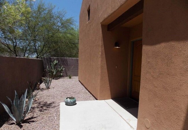 Photo - 3135 N Olsen Ave