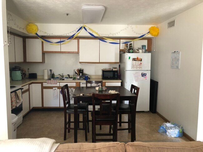 Photo - 1406 Chateau Royale Ct Unit C6