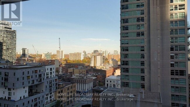 Photo - 25 Richmond St E Unit 705