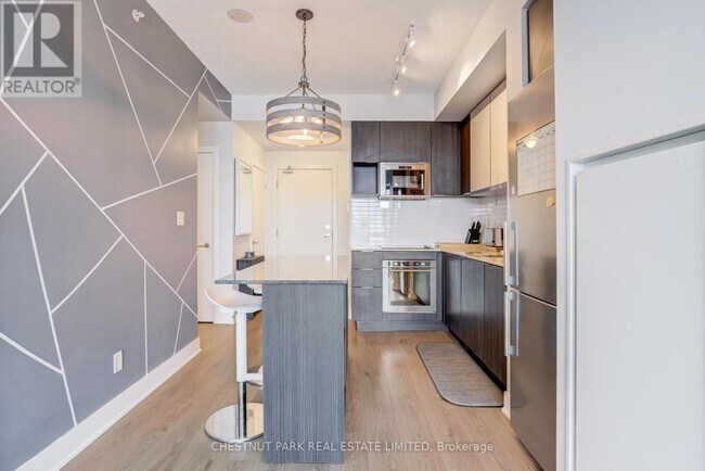 Photo - 99 The Donway W Unité 621