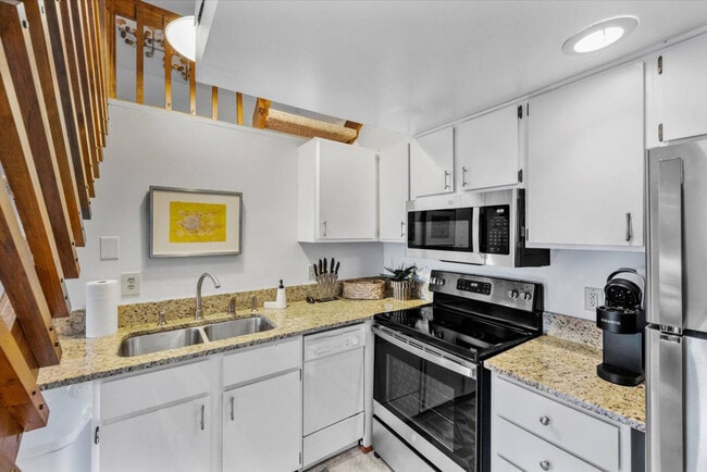 Photo - 964 Pavilion St Unidad ID1397242P