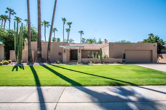 Building Photo - 4BR Entertainers Dream, McCormick Ranch Rental
