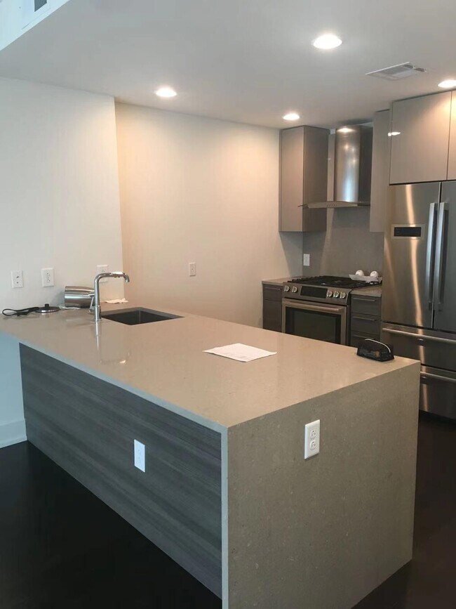 Photo - 201 Marin Blvd