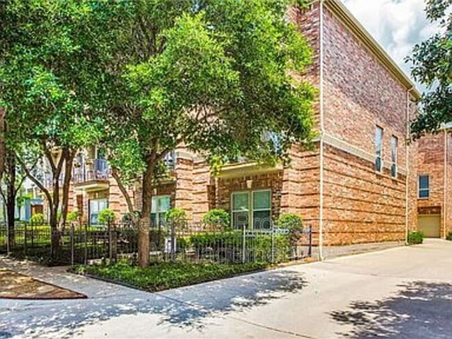 Photo - 3610 Gillespie St Unit Apt 8