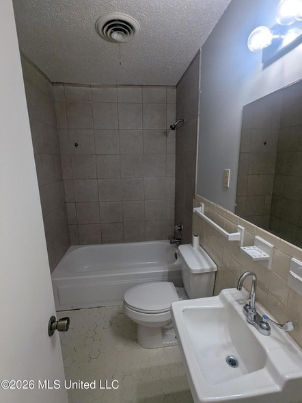 Photo - 8415 Dottley Dr