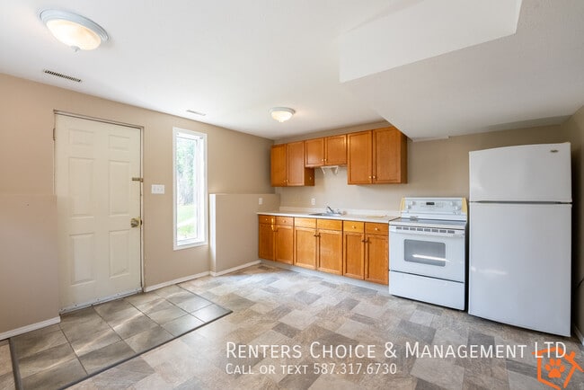 Building Photo - Pet Friendly Basement Suite Near Taber Coop
