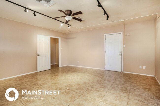 Photo - 3907 W Kaler Dr