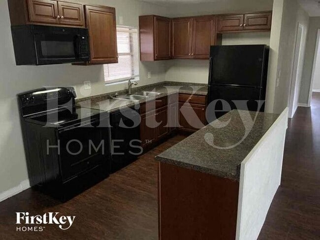 Photo - 3408 E Knollwood St