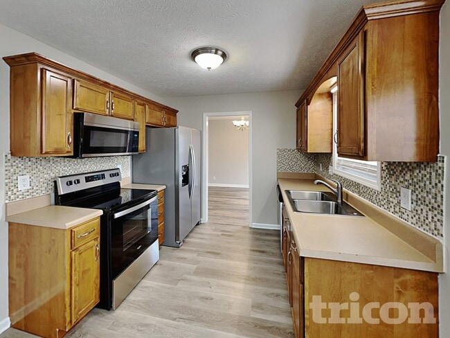 Photo - 629 Wolfchase Dr