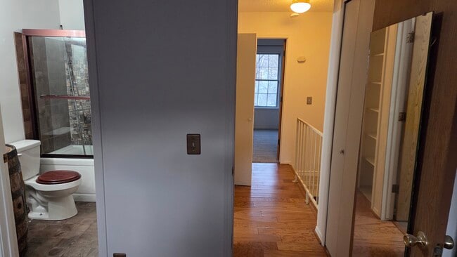 Building Photo - 3429 Queen Anne Way