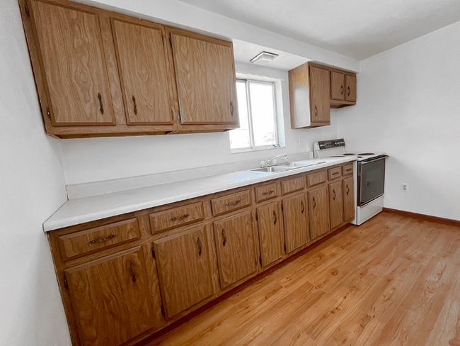 569 Pike St Unit C