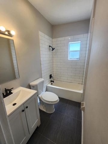 Photo - 260 NW 11th Ave Unit 2