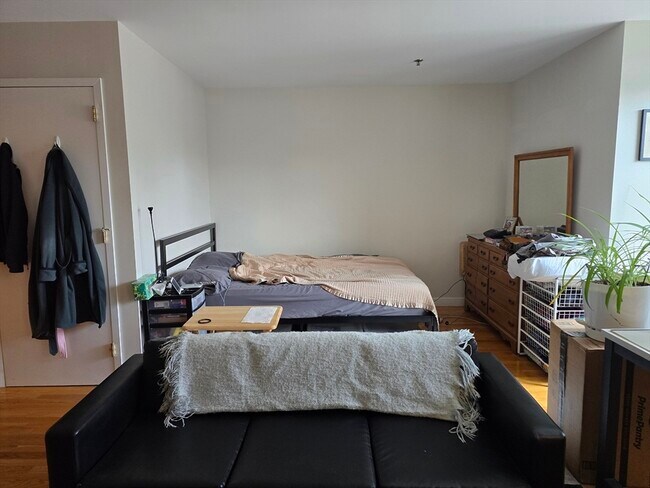Photo - 950 Massachusetts Ave Unit 211